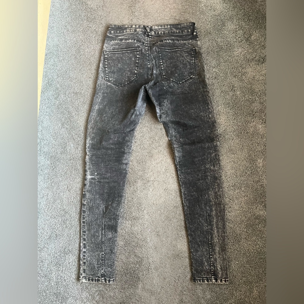 Jeans - Picture 2 of 2